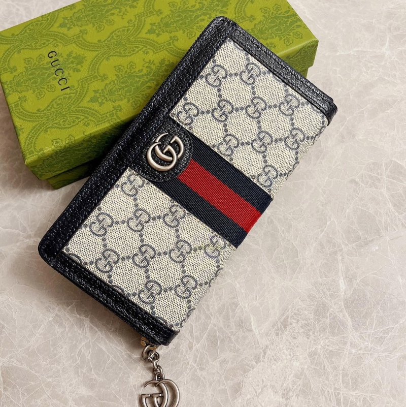 G*u*i wallets & purse
